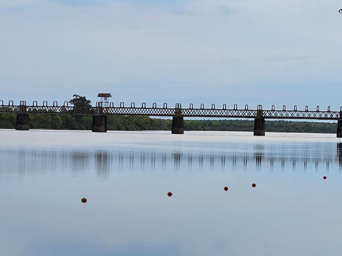 Hotel Terrazas Del Rio Negro Centenario Eksteriør bilde